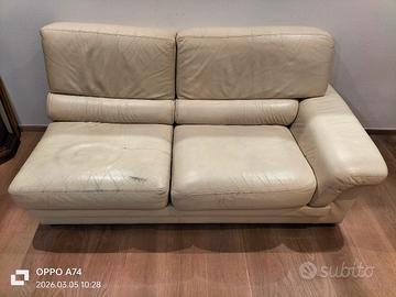  Divano soggiorno 
