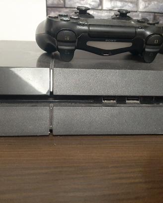 Playstation PS4 in perfetto stato