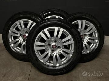 Cerchi in lega R15 + pneumatici