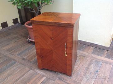 MACCHINA DA CUCIRE VINTAGE