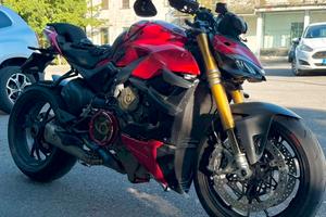 Ducati Streetfighter V4S