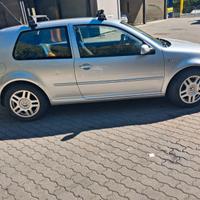 Golf 4 1.6 benzina 2001