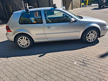 Golf 4 1.6 benzina 2001