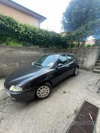 ALFA ROMEO 147 1.6 - 2004 BENZINA 5 porte