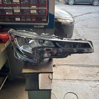 Faro anteriore destra Toyota Corolla
