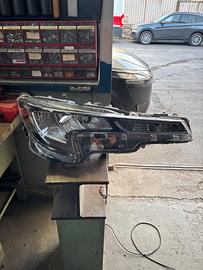 Faro anteriore destra Toyota Corolla