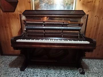 Pianoforte a muro 