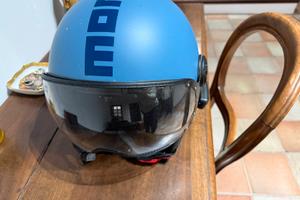 Casco momo design con interfono cardo spirit hd