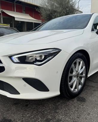MERCEDES-BENZ CLA 200 d Automatic Shooting Brake