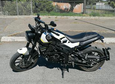 Moto Benelli Leoncino 250