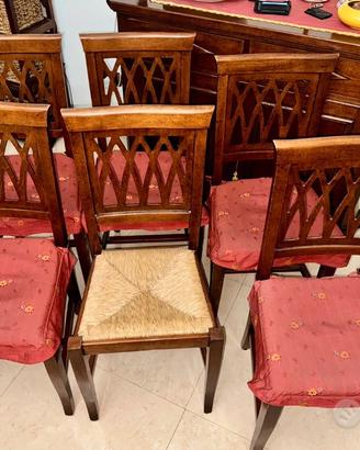 Sedie in legno e paglia