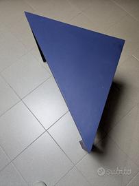 Tavolino triangolare Ikea
