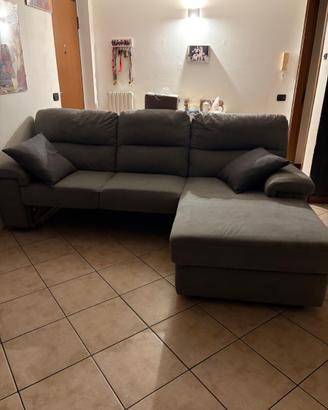 Divano a solid 200€