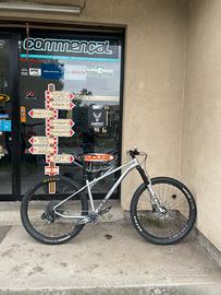 Hardtail Stif Squatch