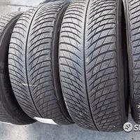 Gomme usate invernali 265 35 19 e 235 40 19 Michel