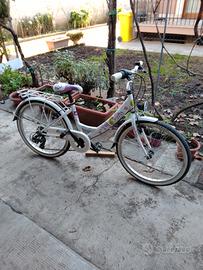 Bicicletta ragazza