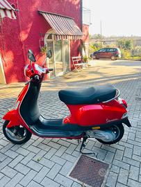 Vespa LX50 2 tempi 2012