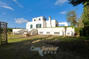 Agriturismo + posti camper in Via Maria Lizza