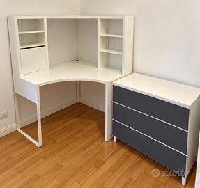 Scrivania angolare IKEA MICKE