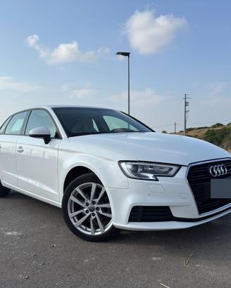 AUDI A3 Sportback 1.6 TDI Business S-Tronic