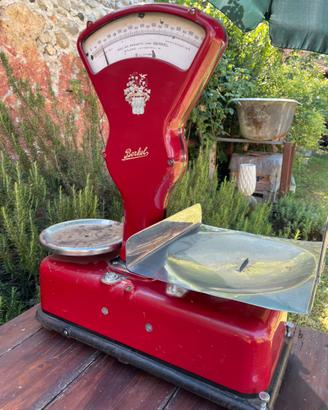 Bilancia Berkel rossa, due piatti, metà 900