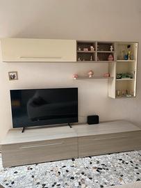 Parete Attrezzata