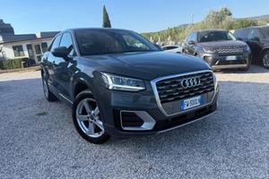 Audi Q2 30 TDI S tronic Identity Black
