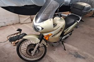 Honda Transalp 650