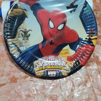 Piatti in carta a tema per feste