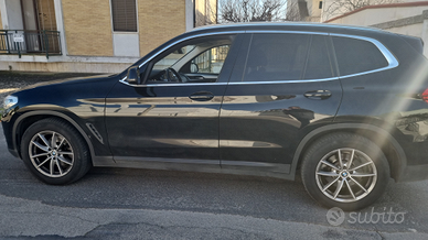 BMW X3 sdrive18d Business Advantage 150cv