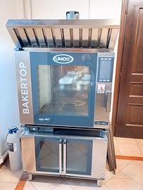 Forno elettrico UNOX con vapore professionale.