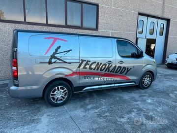 Autocarro Opel Vivaro