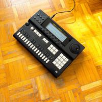 Yamaha QY300 (Japan, 1994) spedizione inclusa!