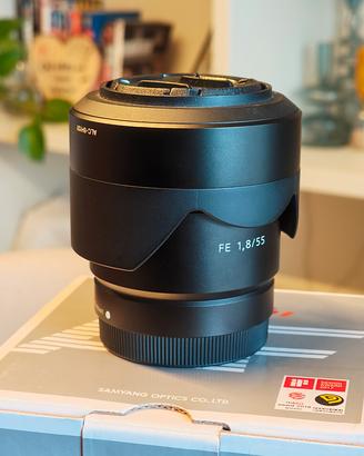 Sony Zeiss Sonnar T* FE 55mm f/1.8 ZA