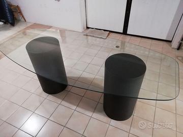 TAVOLO IN VETRO