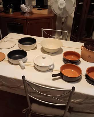 vasi e pentole porcellana tutto a 150 euro