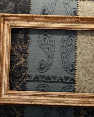 Cornice in legno marmorizzato