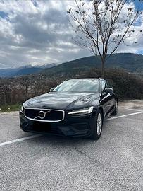 VOLVO V 60 B4 MILD HYBRID DIESEL MY 2021