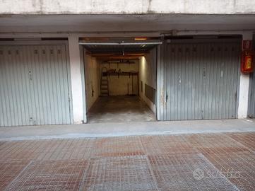 Box auto al prezzo di una cantina