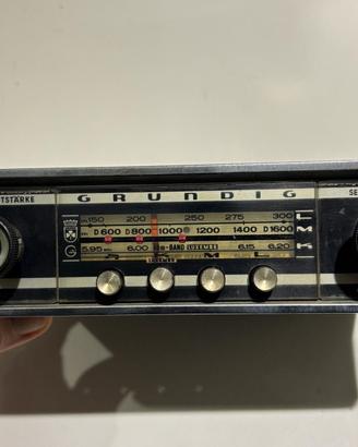 Autoradio Grundig vintage