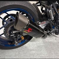 Impianto di scarico Akrapovic per mt09 2024 in poi