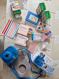 Fuji Film Instax Mini 9 con accessori