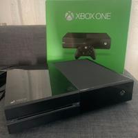 Xbox One+ 4 controller + auricolare + 6 giochi