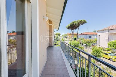 AMPIO TRILOCALE CON TERRAZZO E GIARDINO PRIVATO