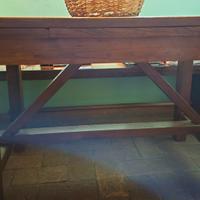 Tavolo in legno massello