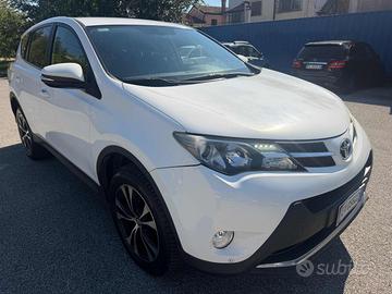 TOYOTA RAV 4 MY23 RAV4 2.0 D-4D 2WD Style Stupen