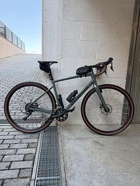 SPECIALIZED DIVERGE BICICLETTA GRAVEL TG. 56