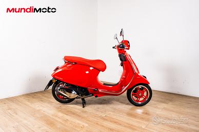 VESPA PRIMAVERA 125 RED - 2025