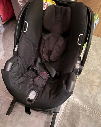 Ovetto Baby Zen Yoyo con base isofix.