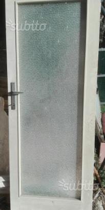 Porta con vetro
